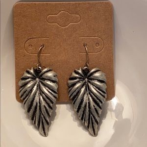 silver toned leaf earrings